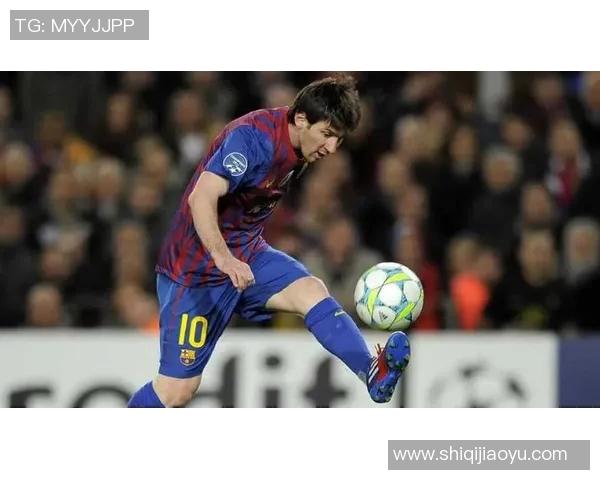 现役足球明星全景展示与精彩瞬间汇总图文集